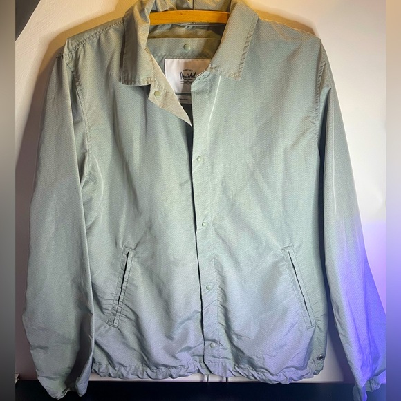 Herschel Wind Breaker - Picture 1 of 3